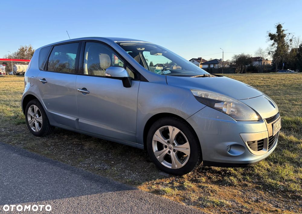Renault Scenic 2.0 dCi Privilege - 1