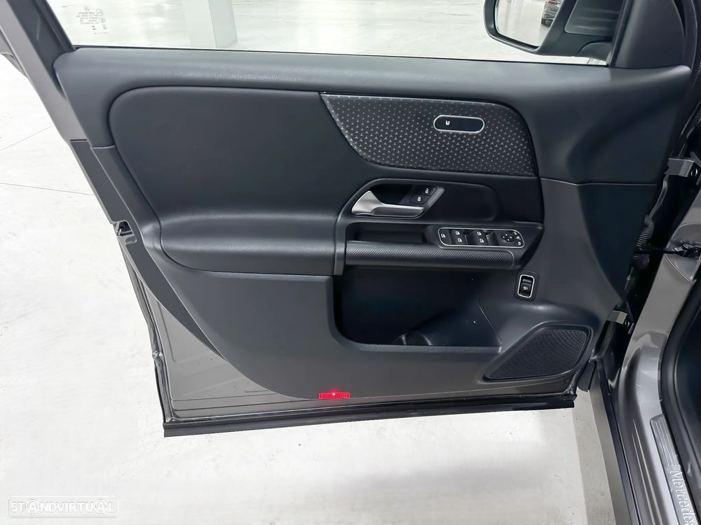 Mercedes-Benz GLB 180 d Progressive - 11