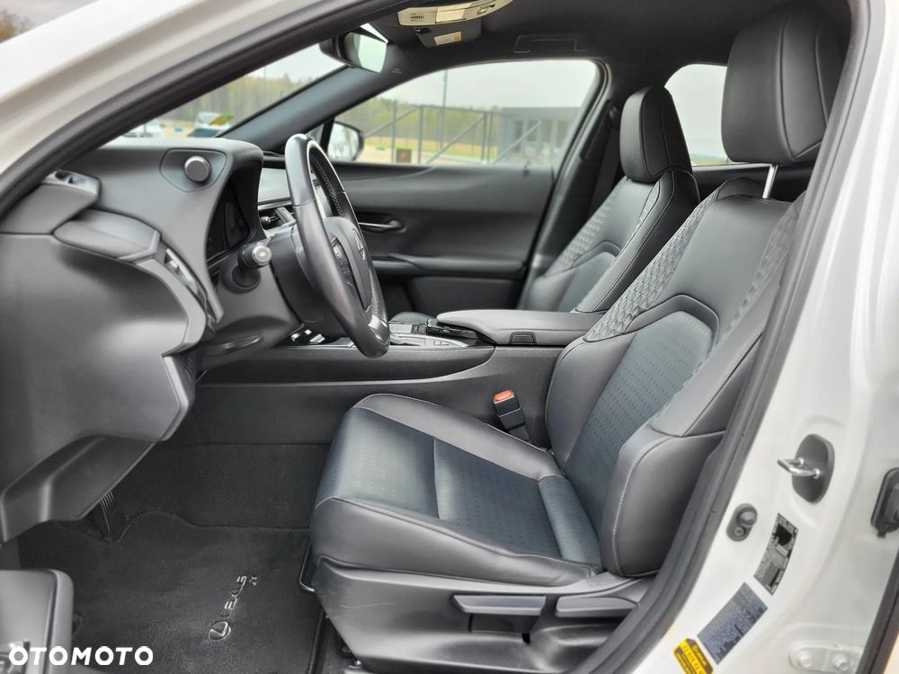 Lexus UX 200 GPF Business 2WD - 21