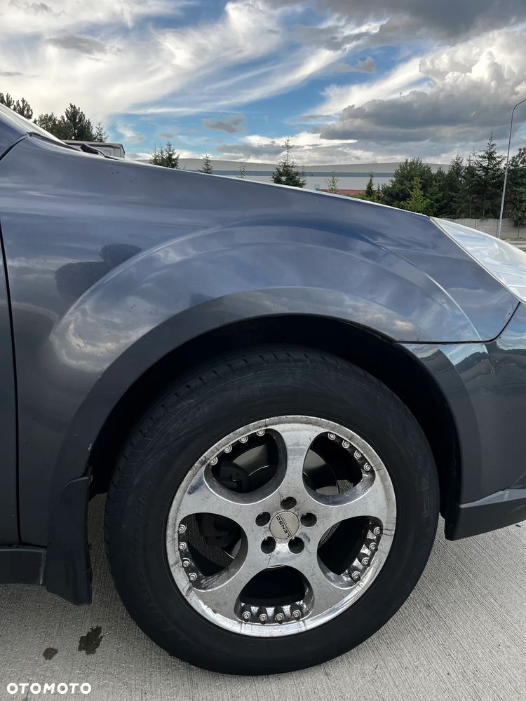 Subaru Legacy - 11