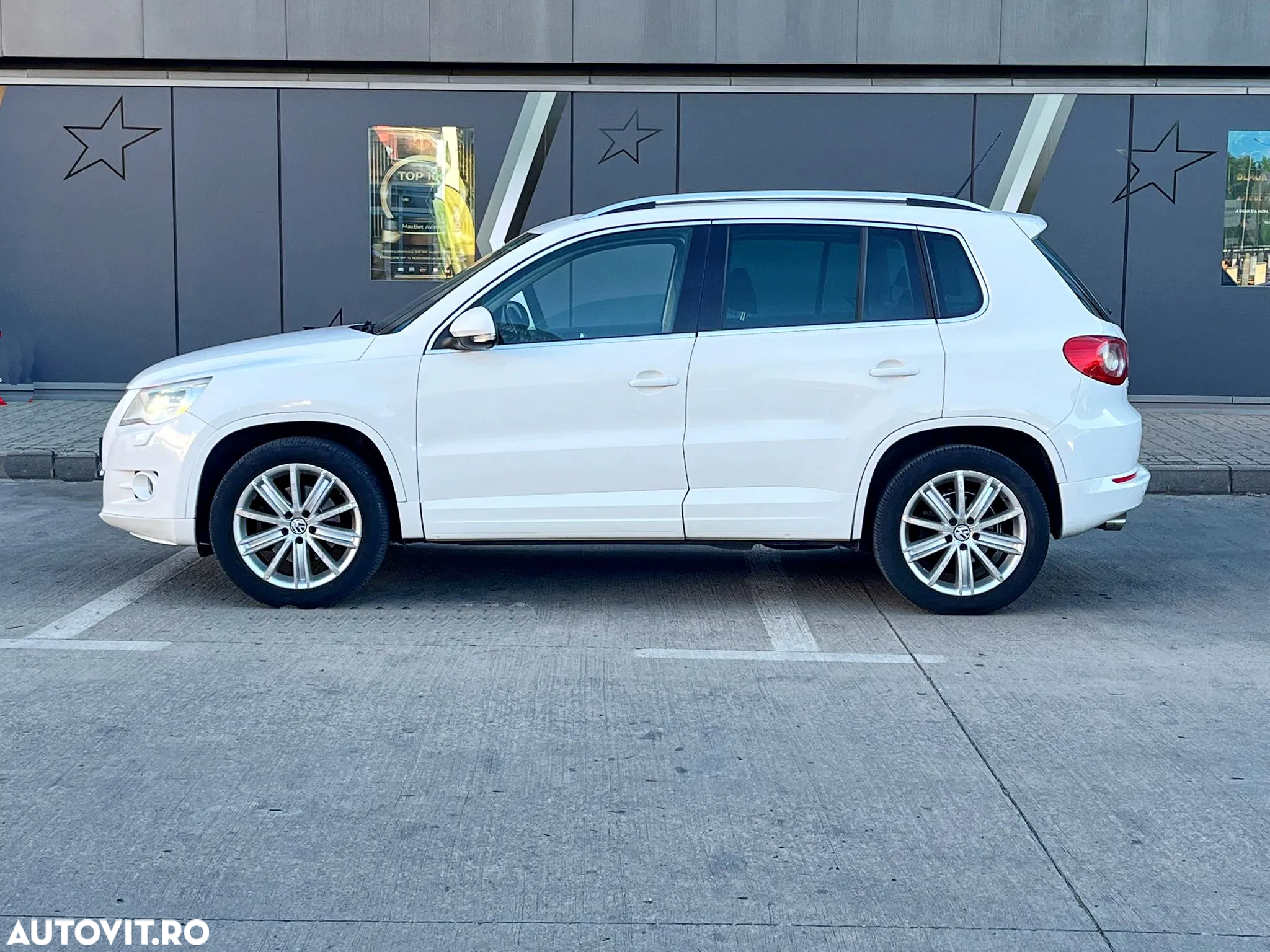 Volkswagen Tiguan 2.0 TDI DPF 4Motion Automatik Sport & Style - 13