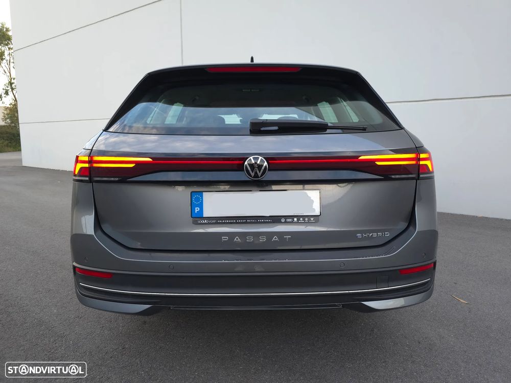 VW Passat Variant 1.5 TSI eHybrid Elegance DSG - 9