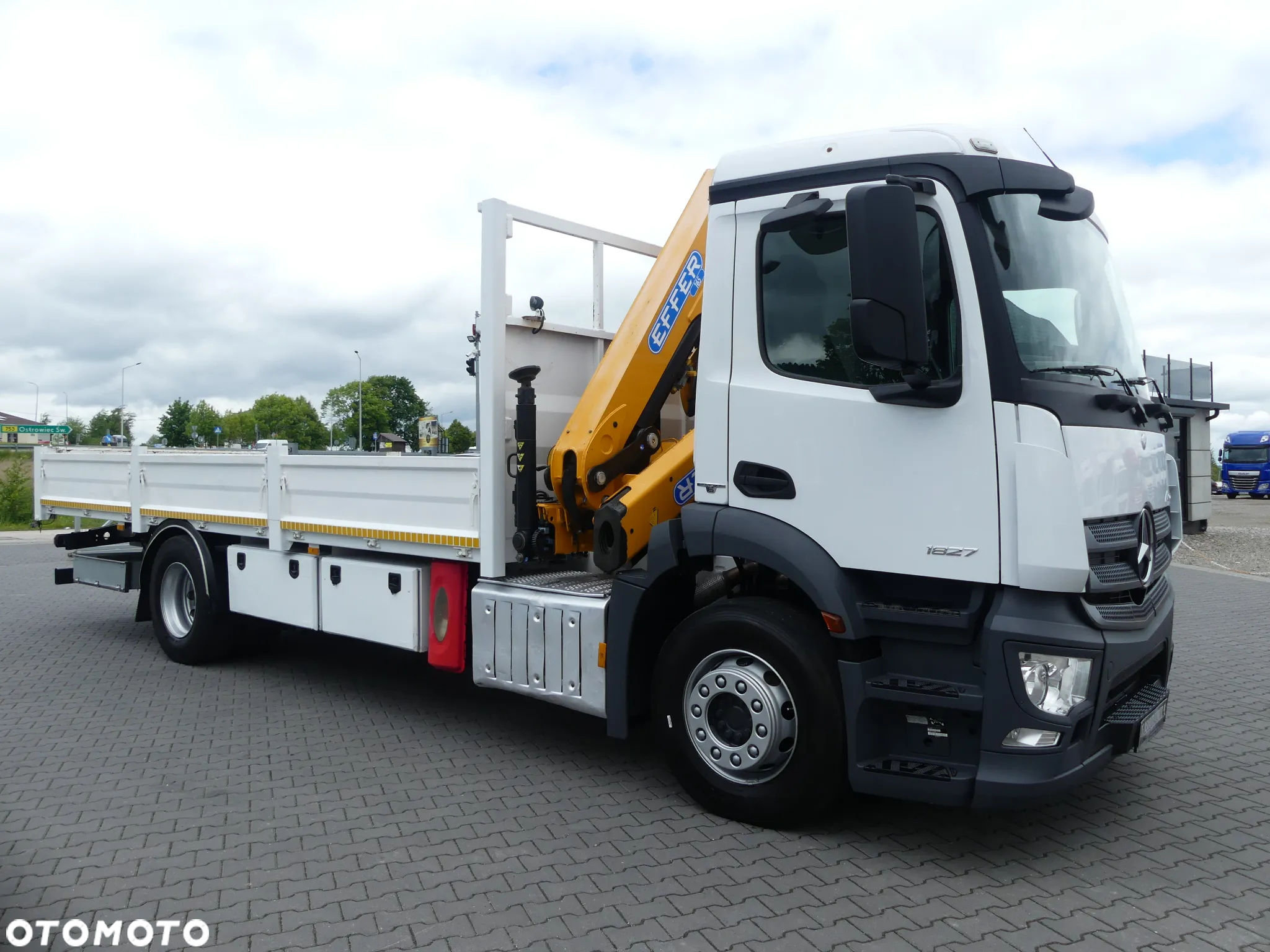 Mercedes-Benz ANTOS 1827 / HDS EFFER 165  18.65m / PILOT / EURO 6 / - 11