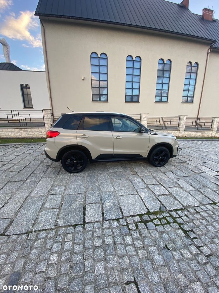 Suzuki Vitara 1.6 (4x4) Allgrip Comfort+ - 9