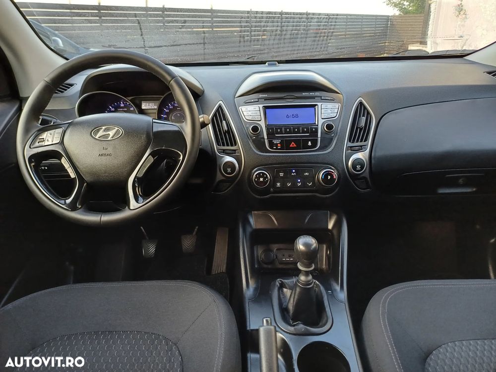 Hyundai ix35 2.0 CRDI 2WD Style - 4