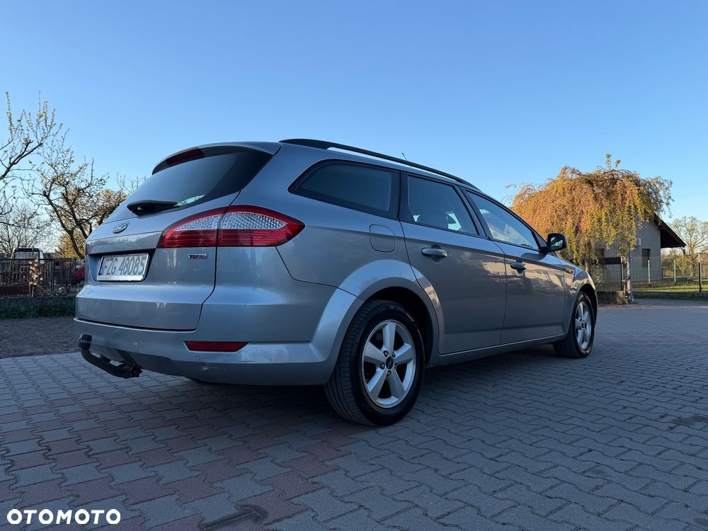 Ford Mondeo 1.8 TDCi Ghia - 6
