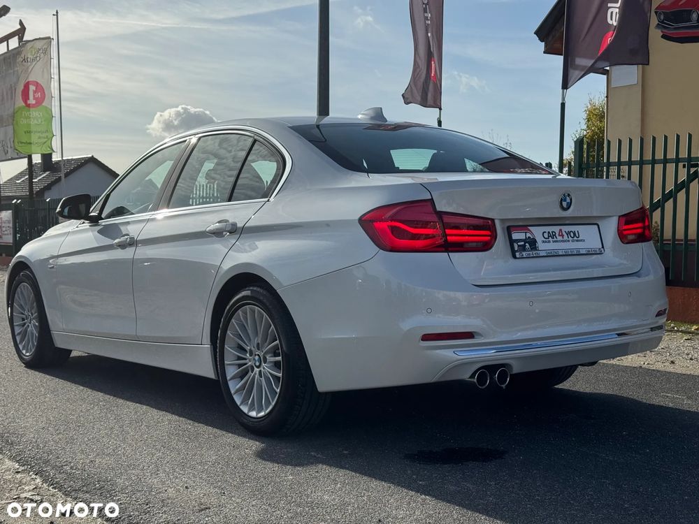BMW Seria 3 320d Luxury Line - 7