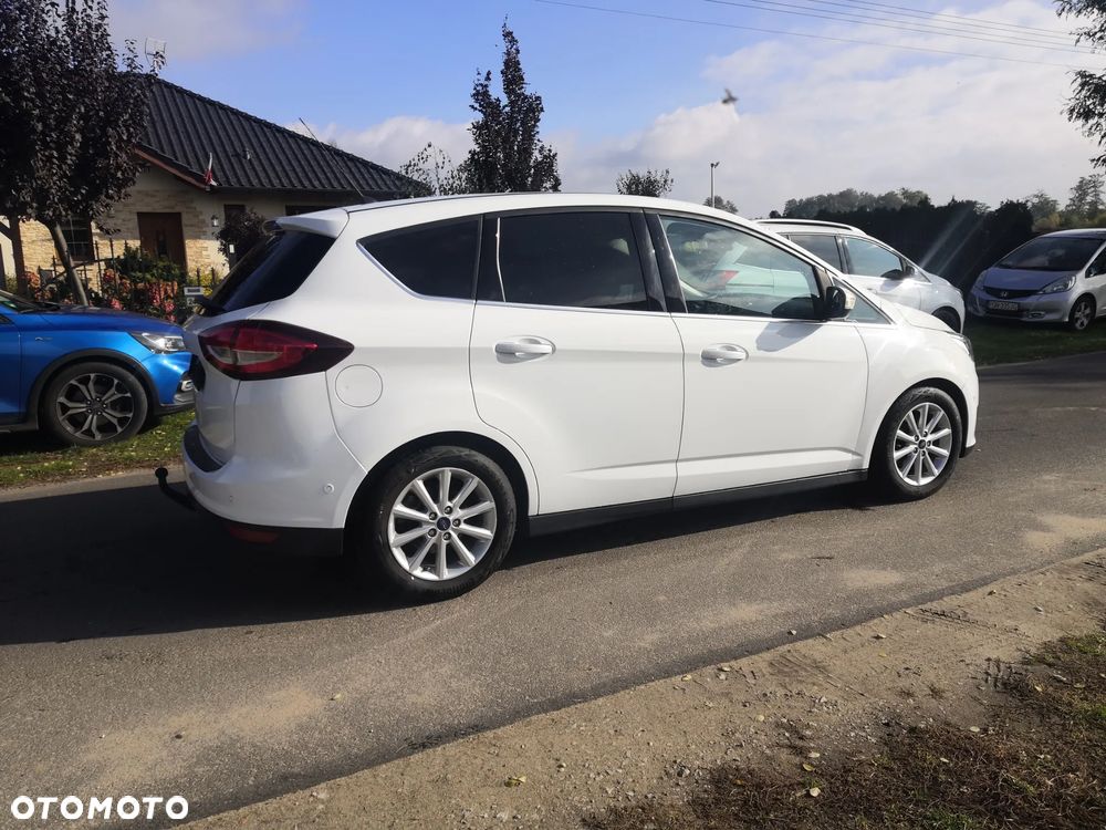 Ford Grand C-MAX - 3