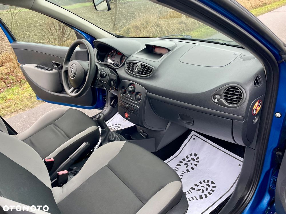 Renault Clio 1.2 16V Dynamique - 27