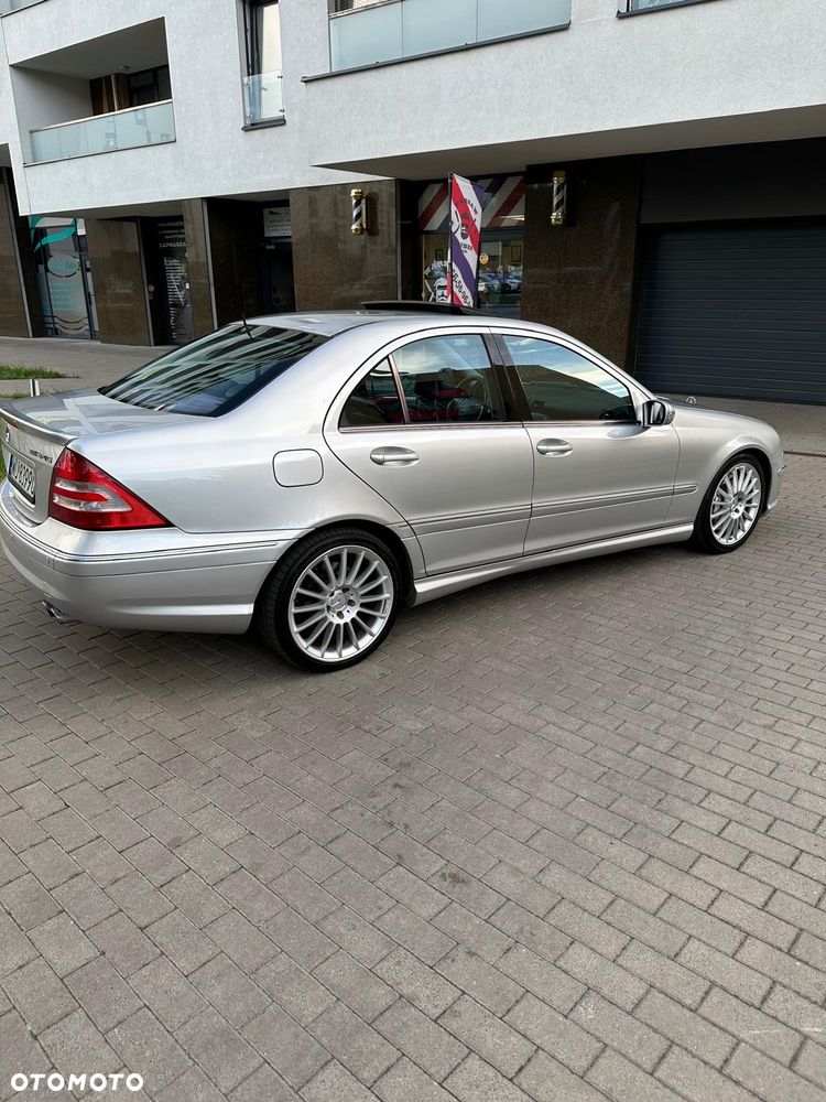 Mercedes-Benz Klasa C - 23
