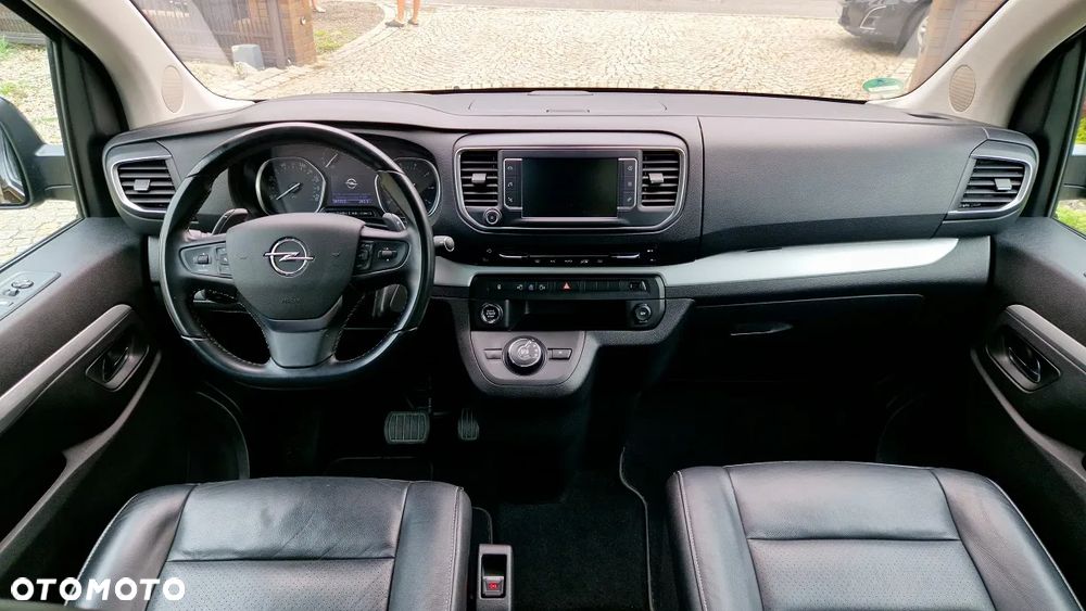 Opel Zafira 2.0 D M Innovation - 15