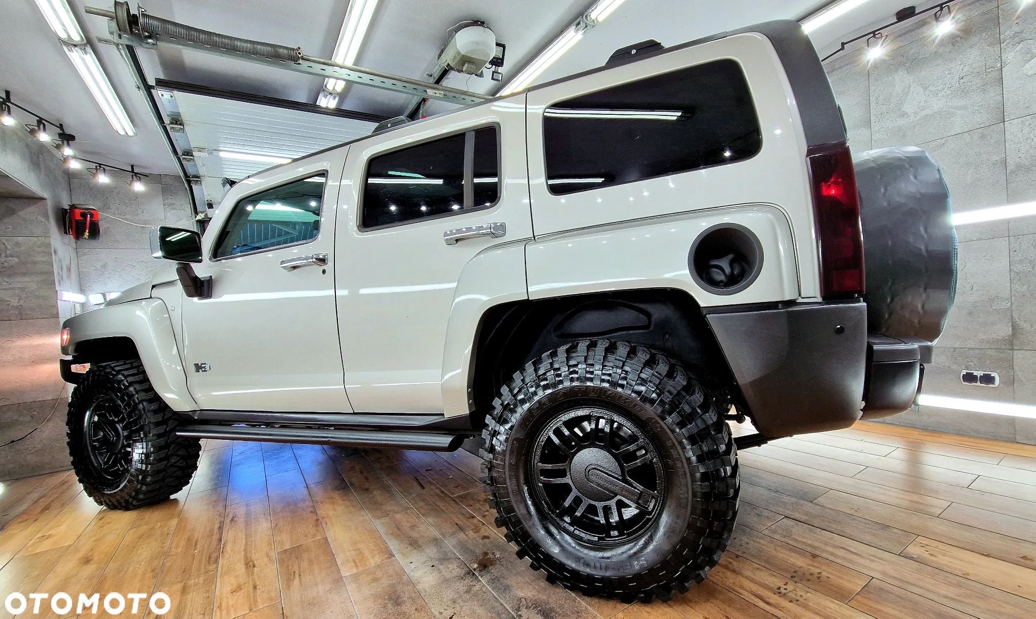Hummer H3 Alpha - 34