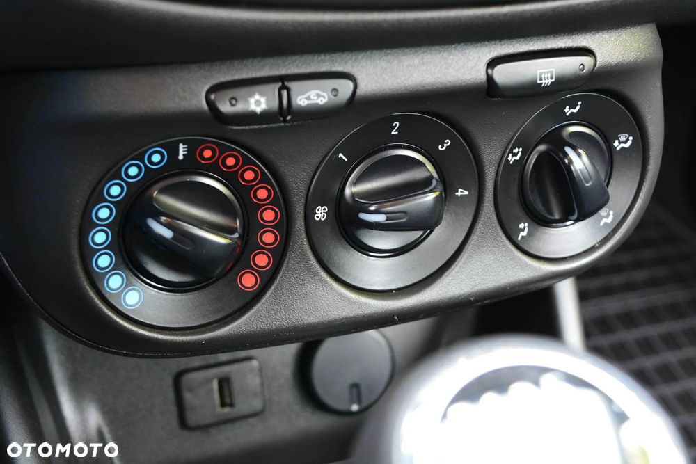 Opel Corsa 1.4 T Enjoy S&S - 16