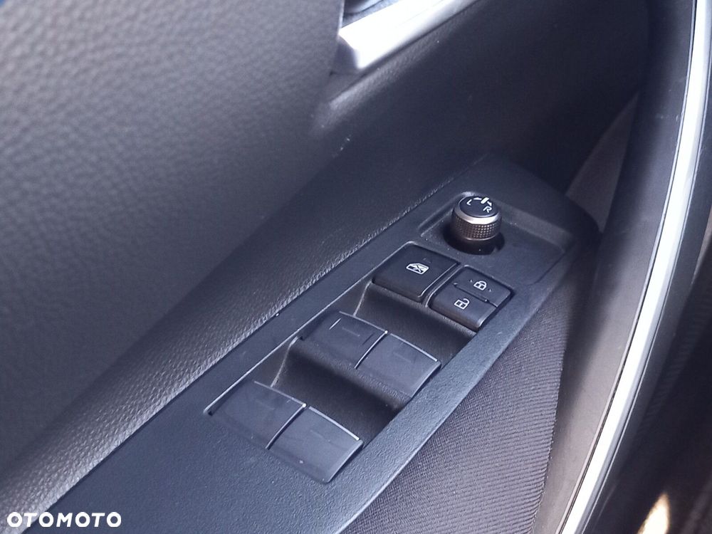 Toyota Corolla 1.5 Comfort - 23