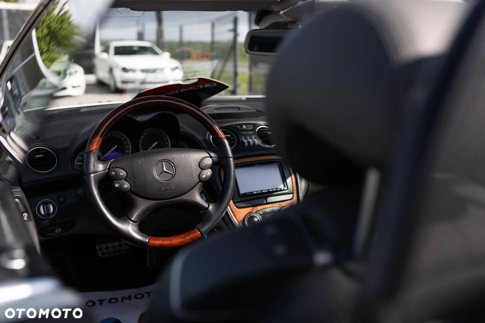 Mercedes-Benz SL 500 - 16