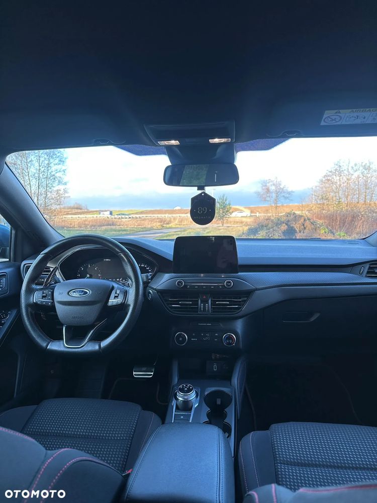 Ford Focus 1.5 EcoBlue Start-Stopp-System ST-LINE VIGNALE - 17