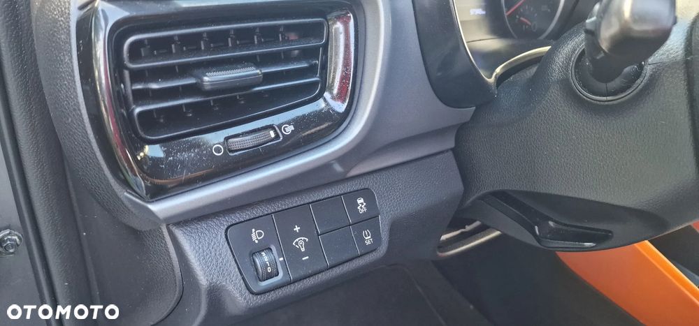 Kia Stonic 1.0 T-GDI 120 DCT OPF Edition 7 - 17
