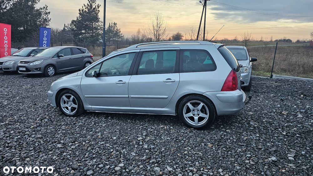 Peugeot 307 2.0 Premium - 3
