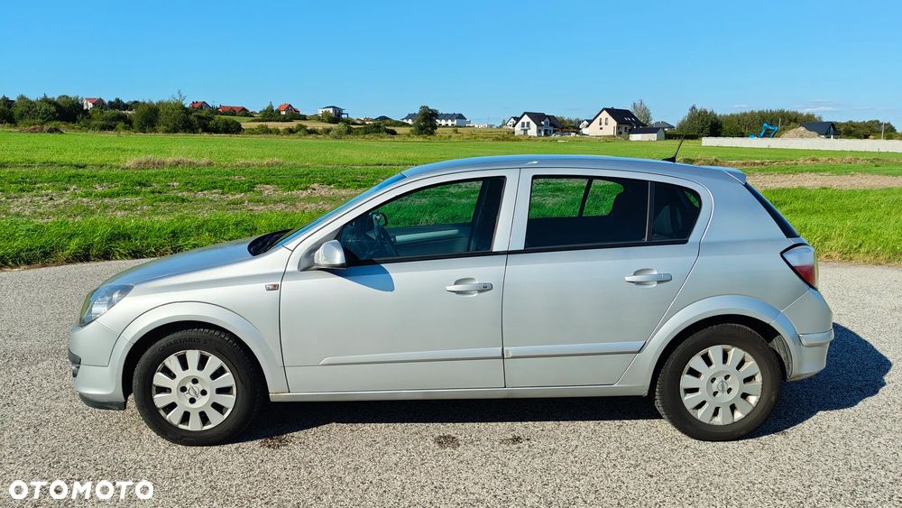 Opel Astra - 2