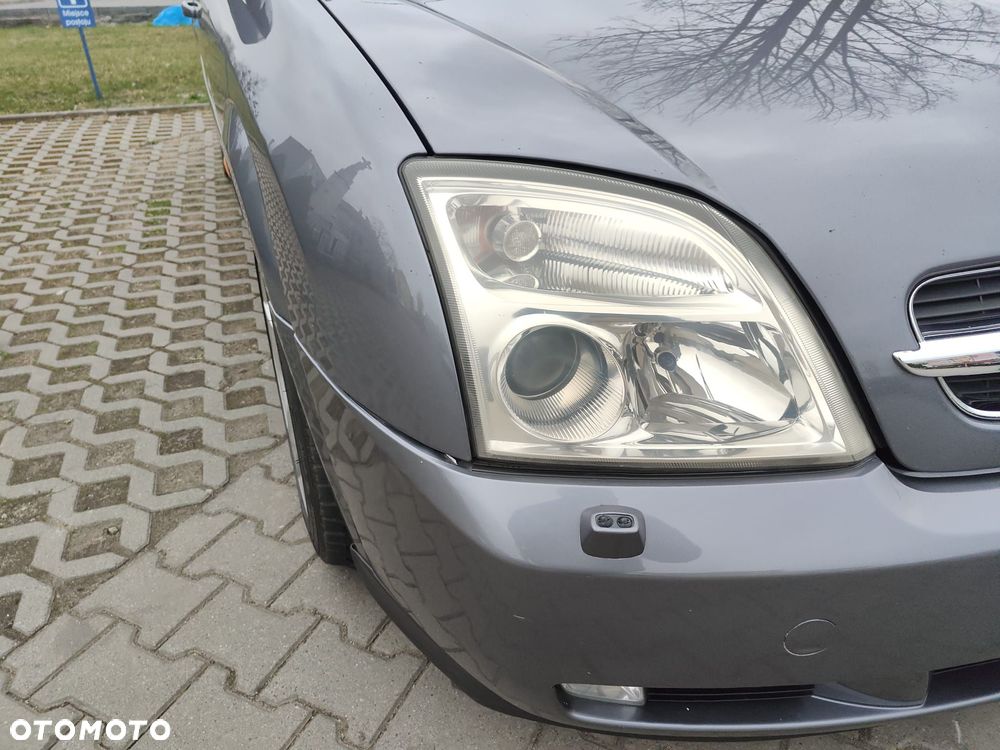 Opel Vectra 2.2 DTI - 4