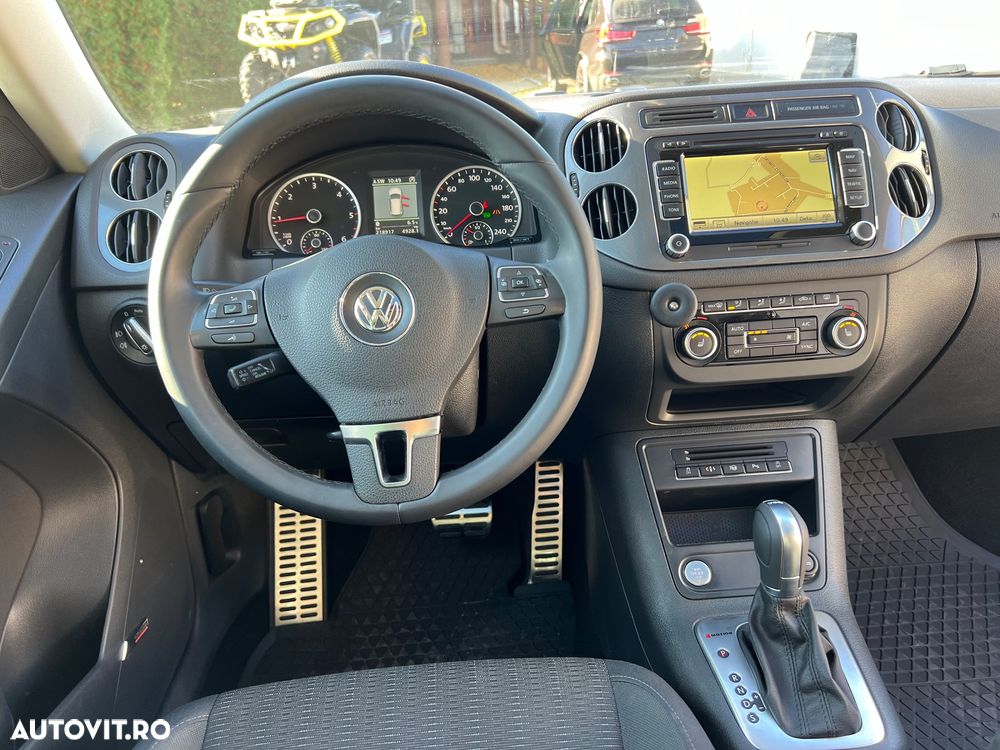 Volkswagen Tiguan 2.0 TDI 4Motion DSG Sport & Style - 31