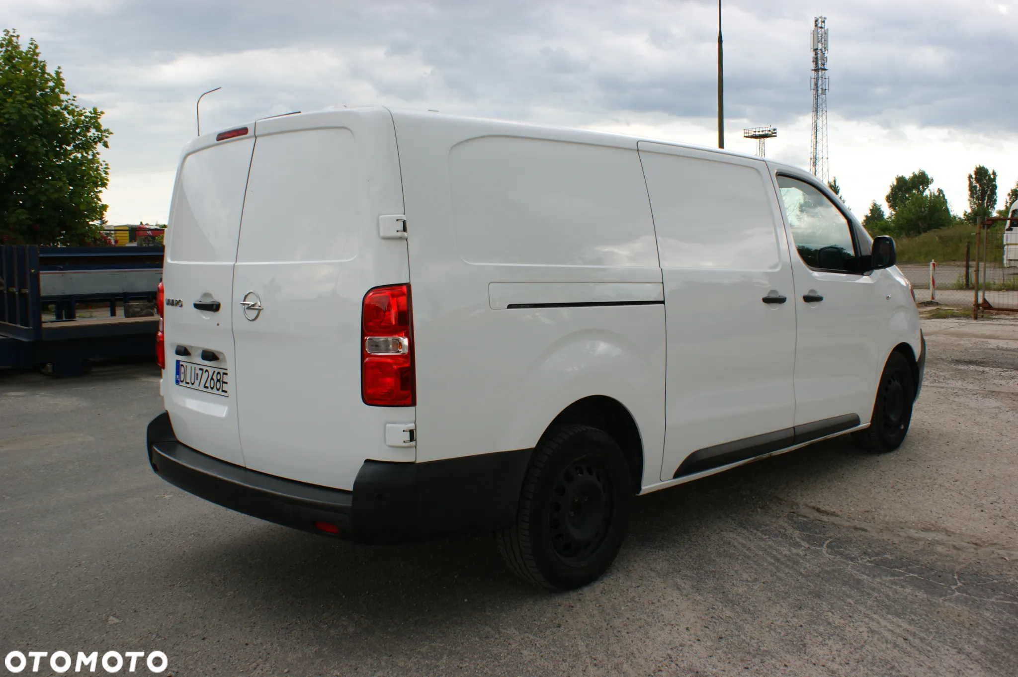 Opel Vivaro - 4