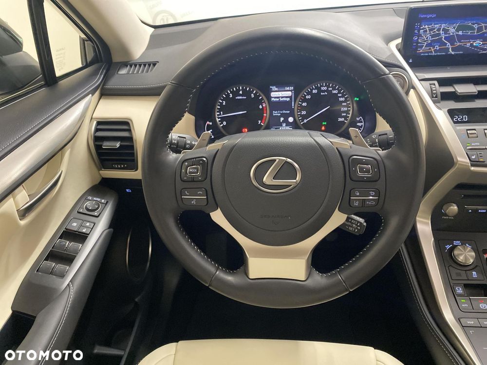 Lexus NX 300 F Impression AWD - 12