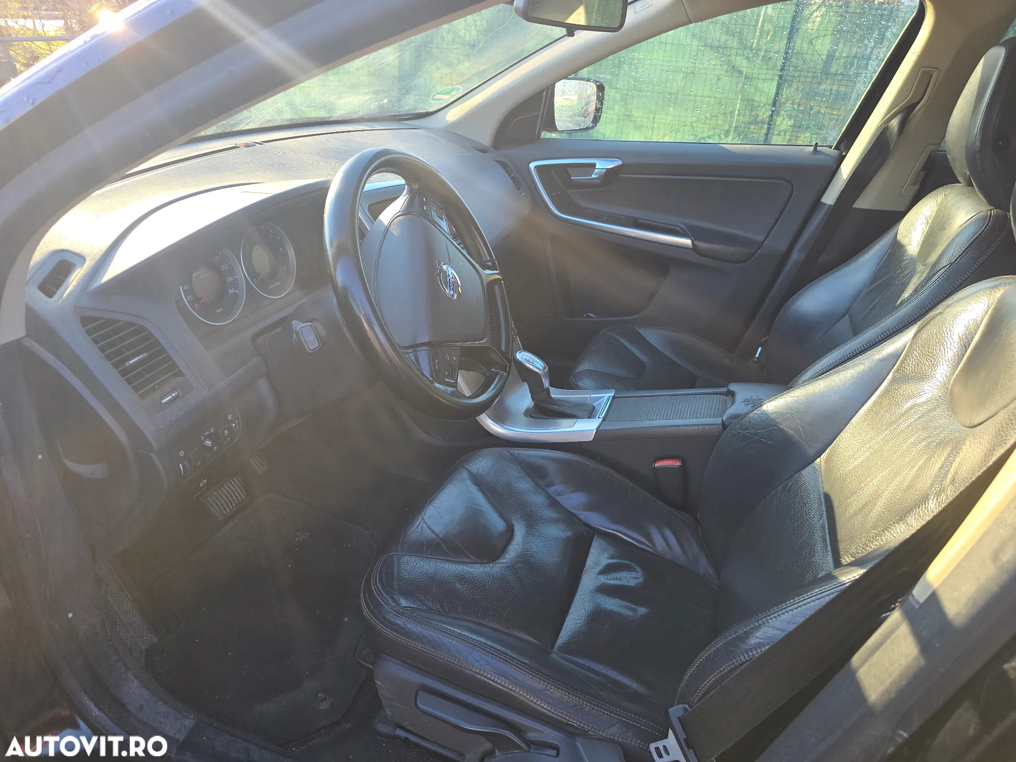 Volvo XC 60 D4 Kinetic - 8