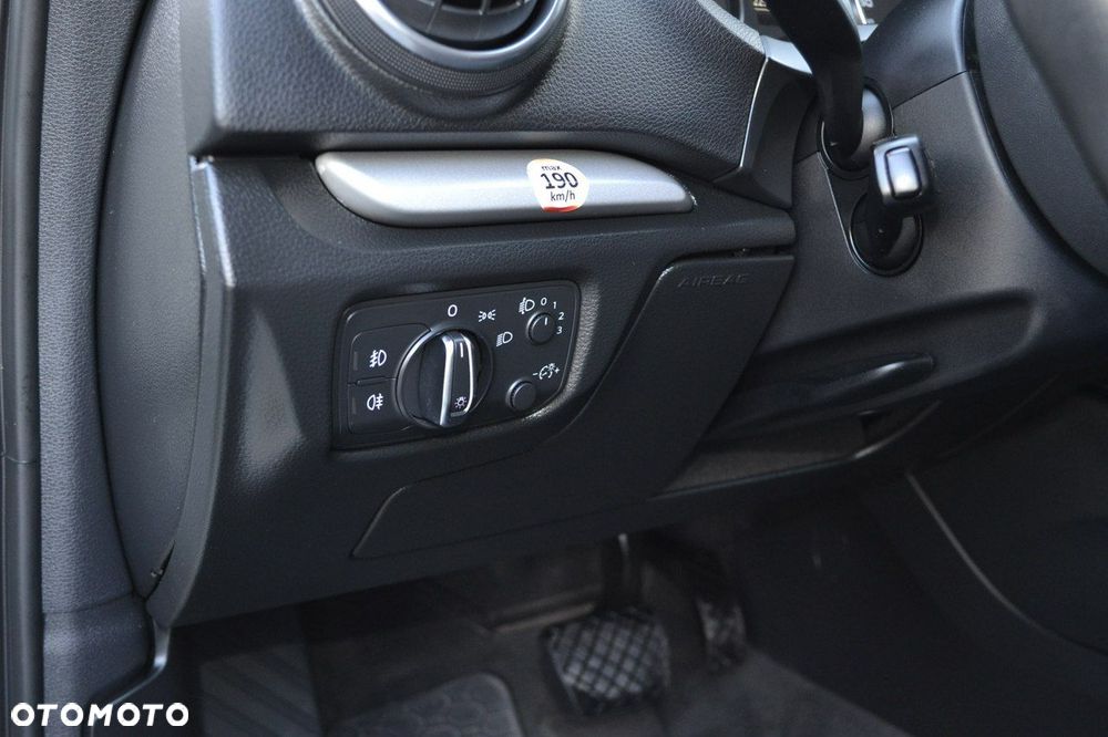 Audi A3 Sportback 2.0 TDI S tronic design - 28