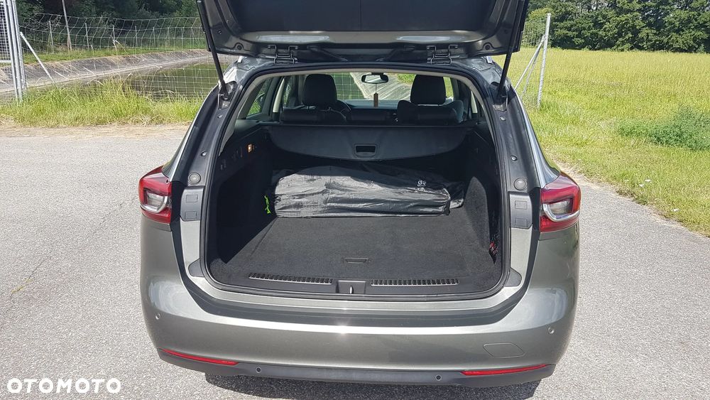 Opel Insignia 1.5 T Elite S&S - 8