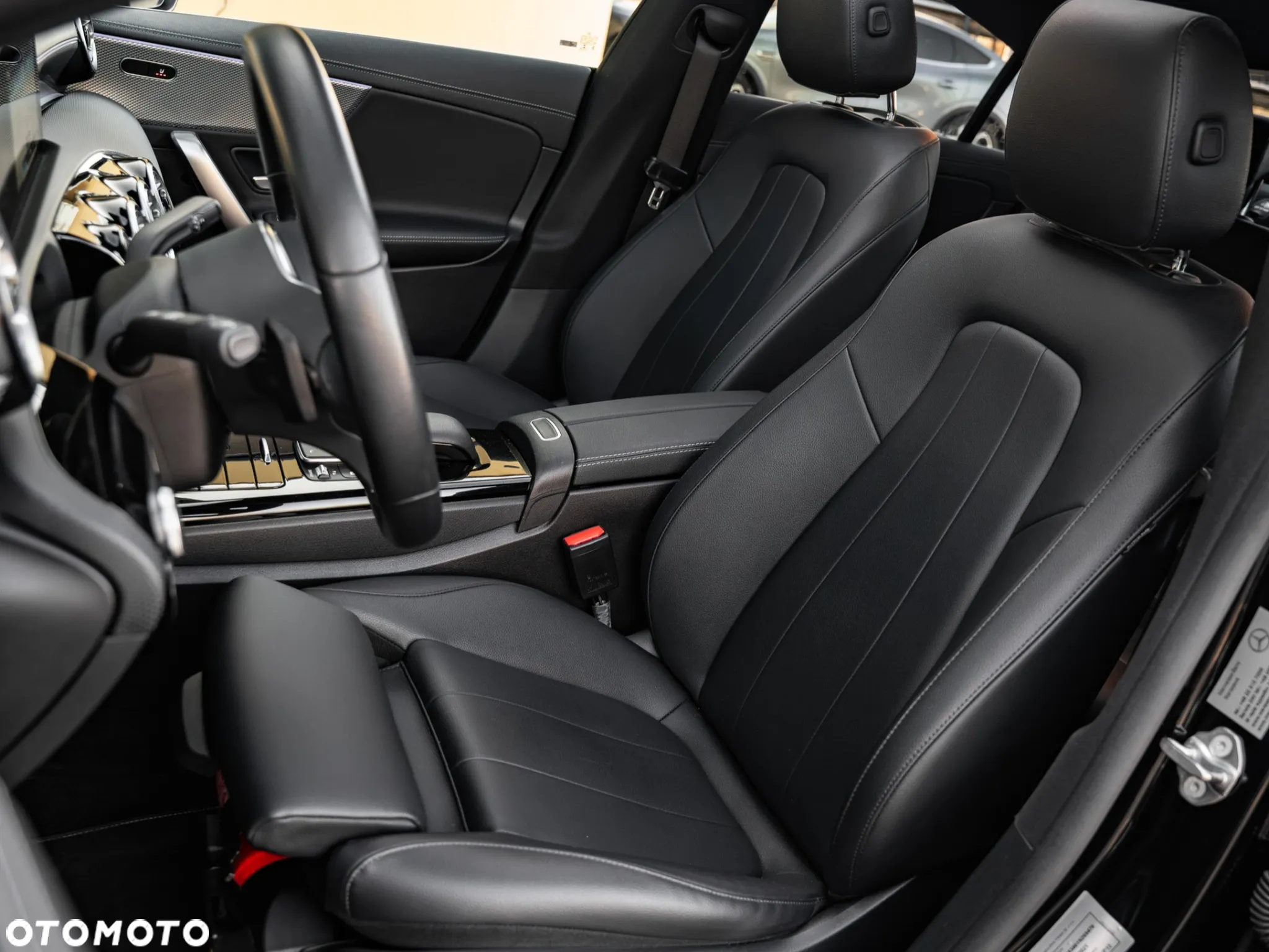 Mercedes-Benz CLA 250 Progressive 7G-DCT - 17