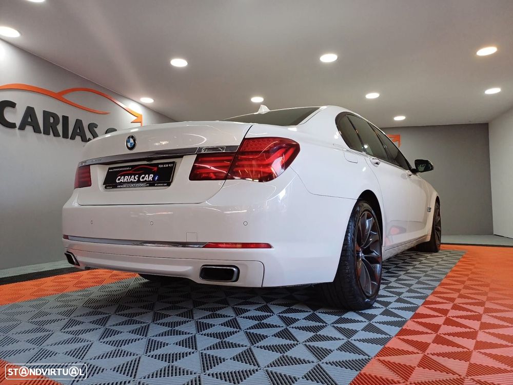 BMW 740 d xDrive Pack M - 8