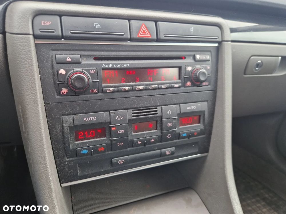 Audi A4 Limousine - 7