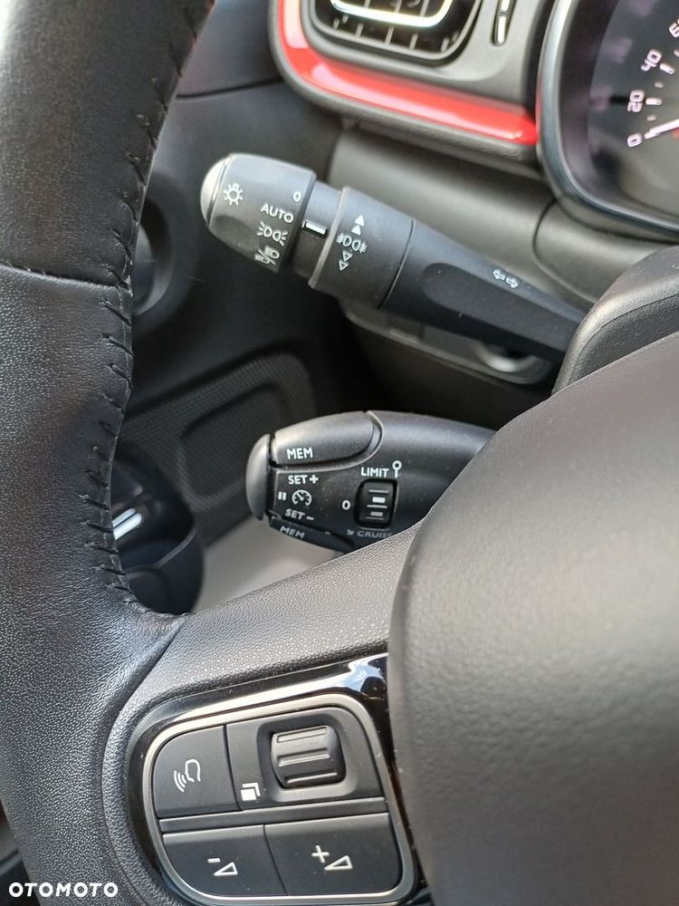 Citroën C3 1.2 PureTech Shine - 26