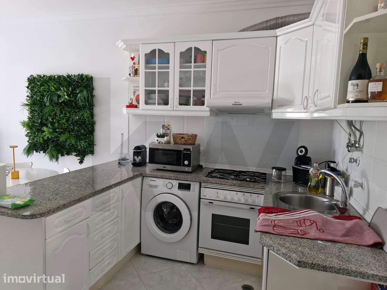 Apartamento T1+1 Mobilado para Arrendar na Sobreda, Almada - Grande imagem: 3/16
