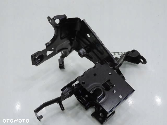 UCHWYT MOCOWANIE POMPY ABS AUDI A4 B6 - 2