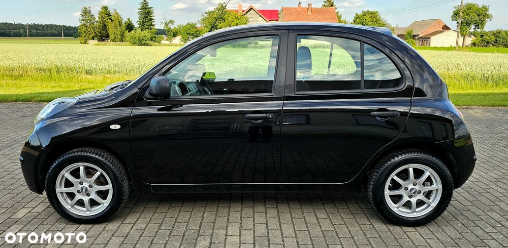 Nissan Micra - 2