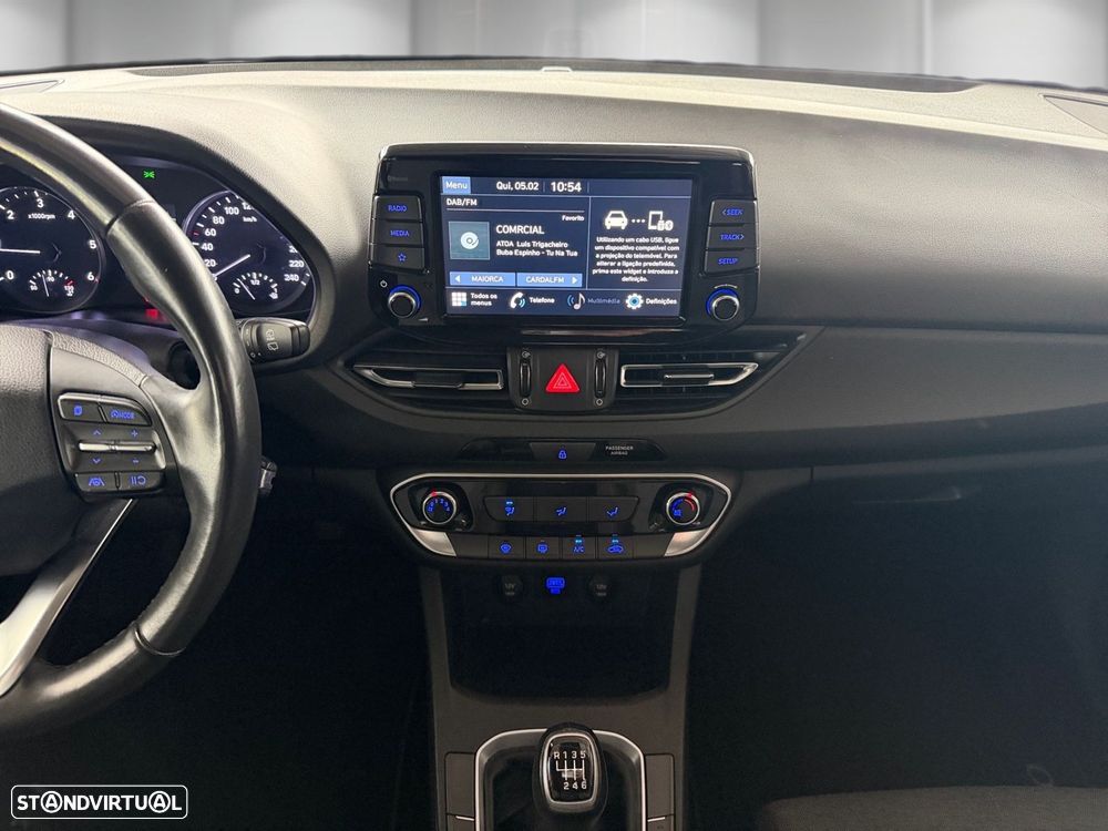 Hyundai i30 1.6 CRDI STyle Plus - 8