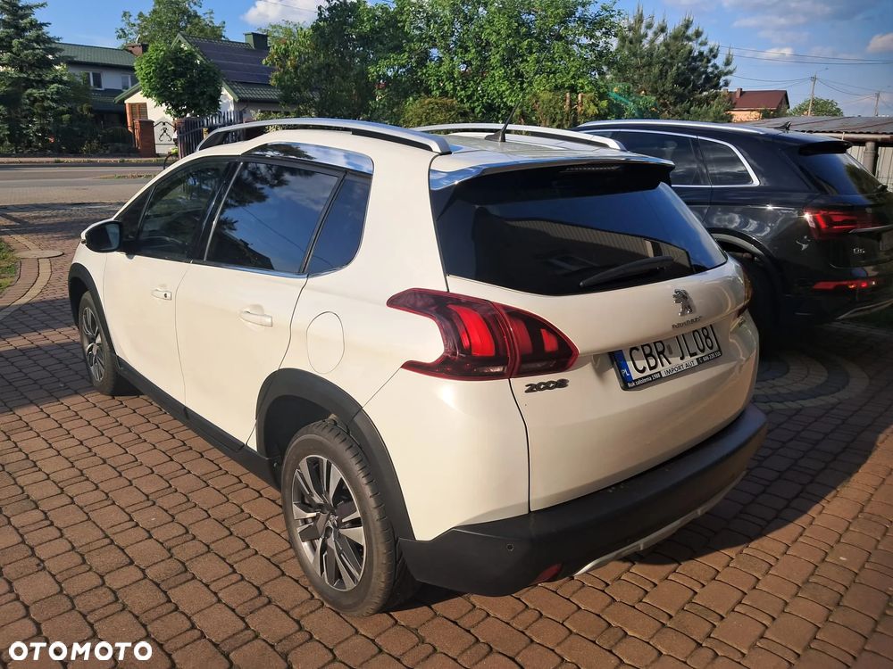 Peugeot 2008 PureTech 110 Stop&Start Allure - 3