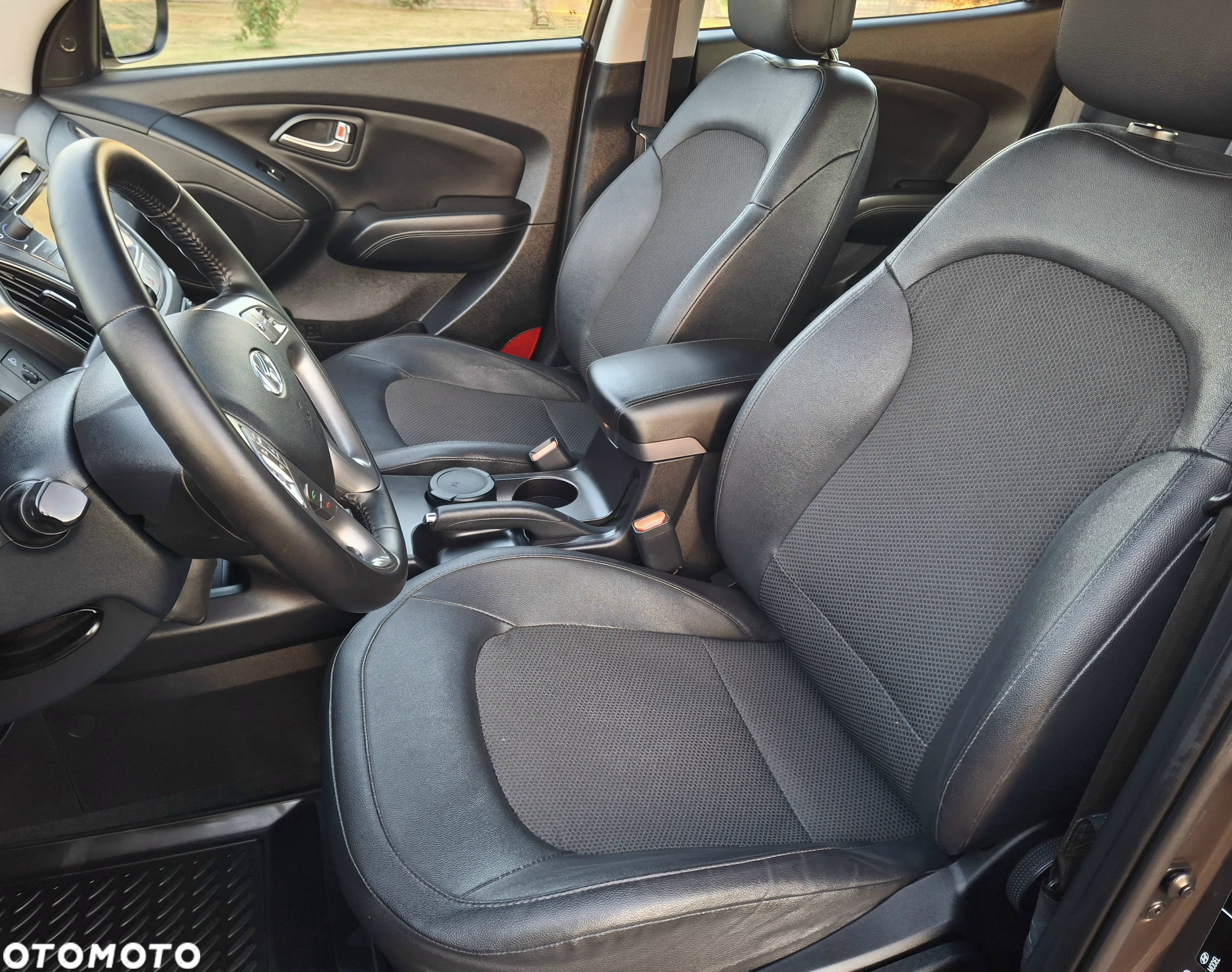 Hyundai ix35 2.0 CRDi 4WD Automatik Premium - 24