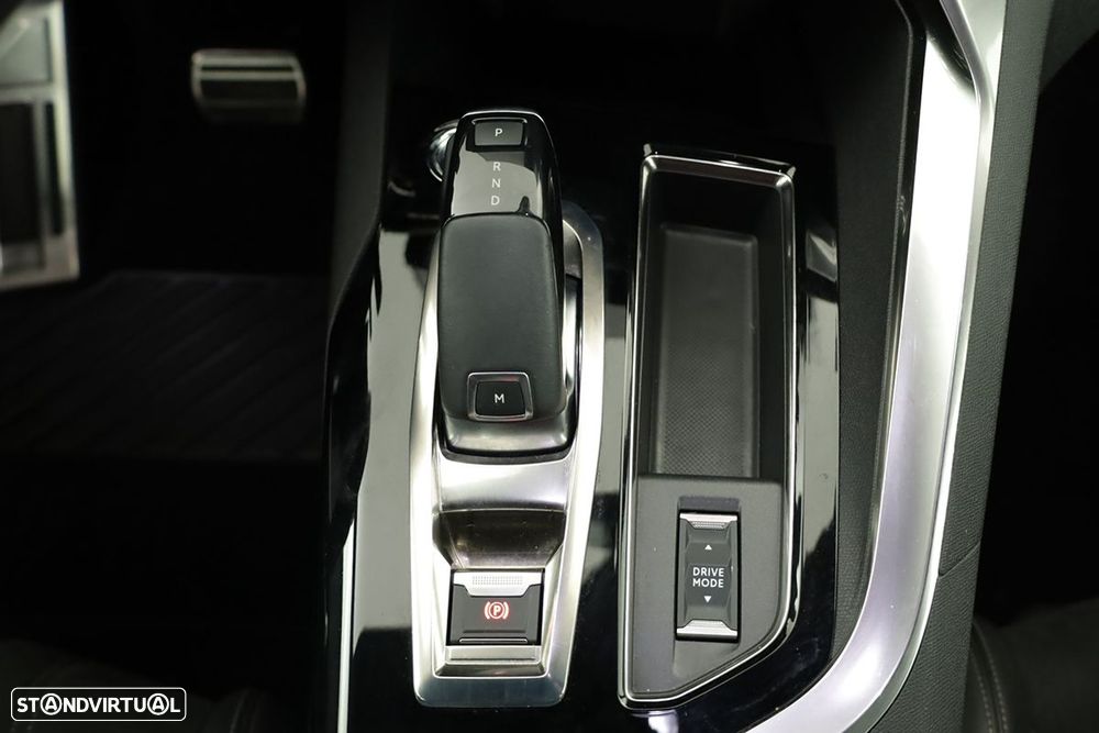 Peugeot 3008 1.6 PureTech GT EAT8 - 15