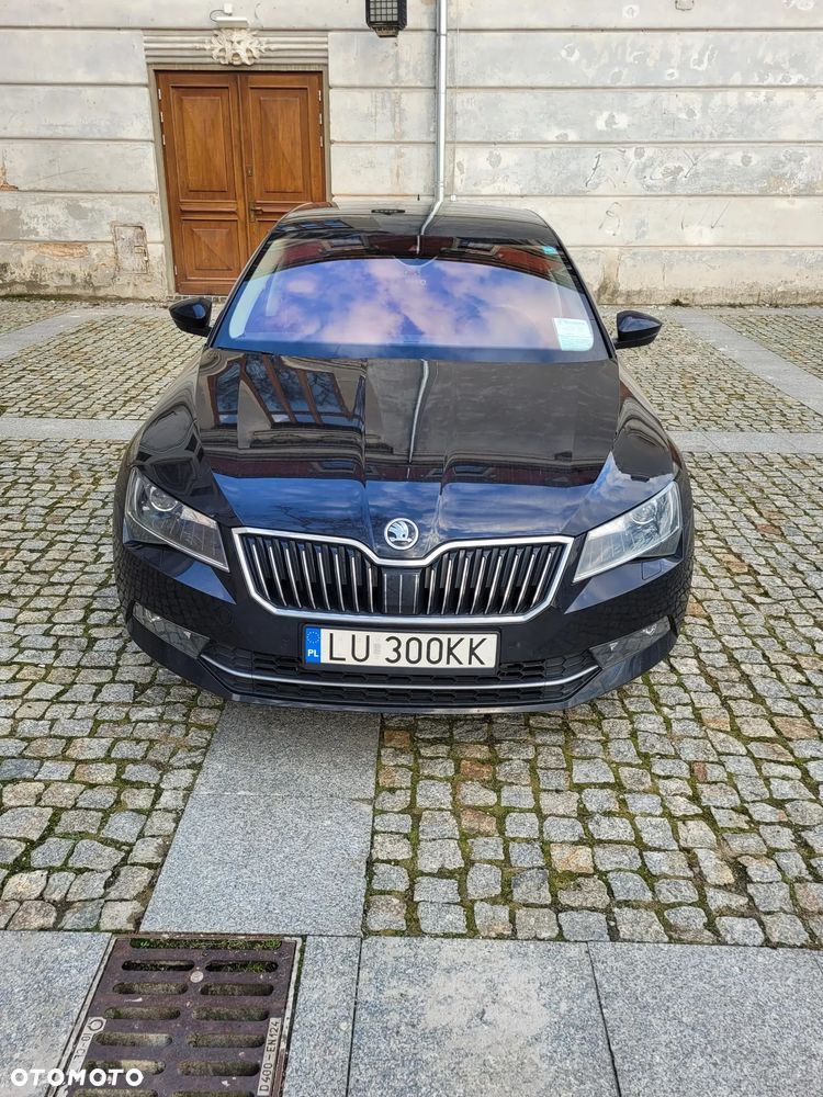 Skoda Superb 2.0 TDI 4x4 L&K DSG - 2