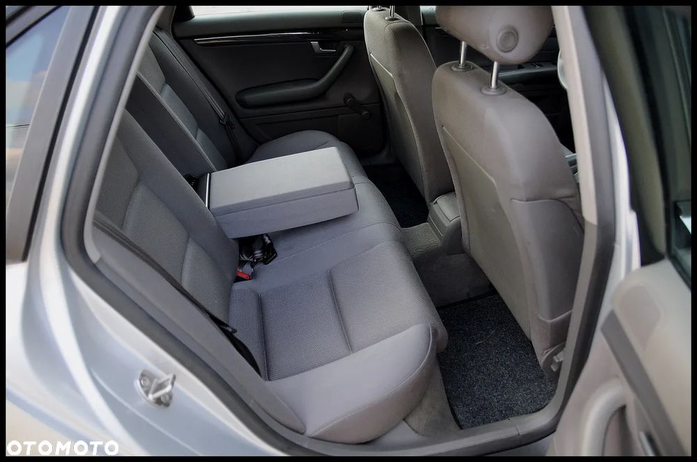 Audi A4 Limousine - 26