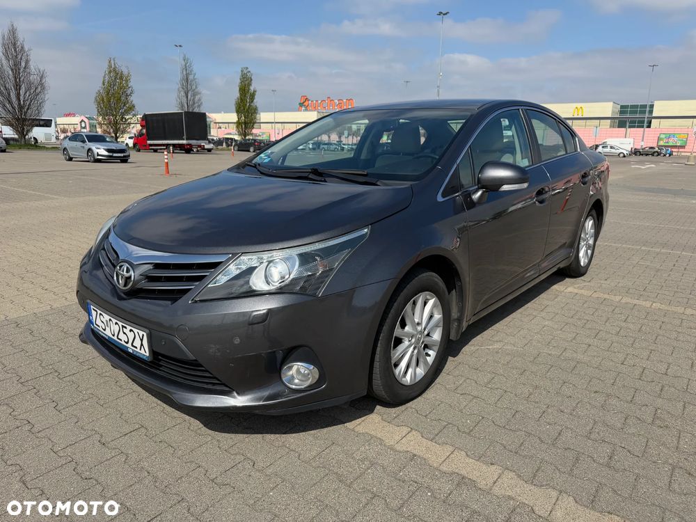 Toyota Avensis 1.8 Sol NAVI MS - 1