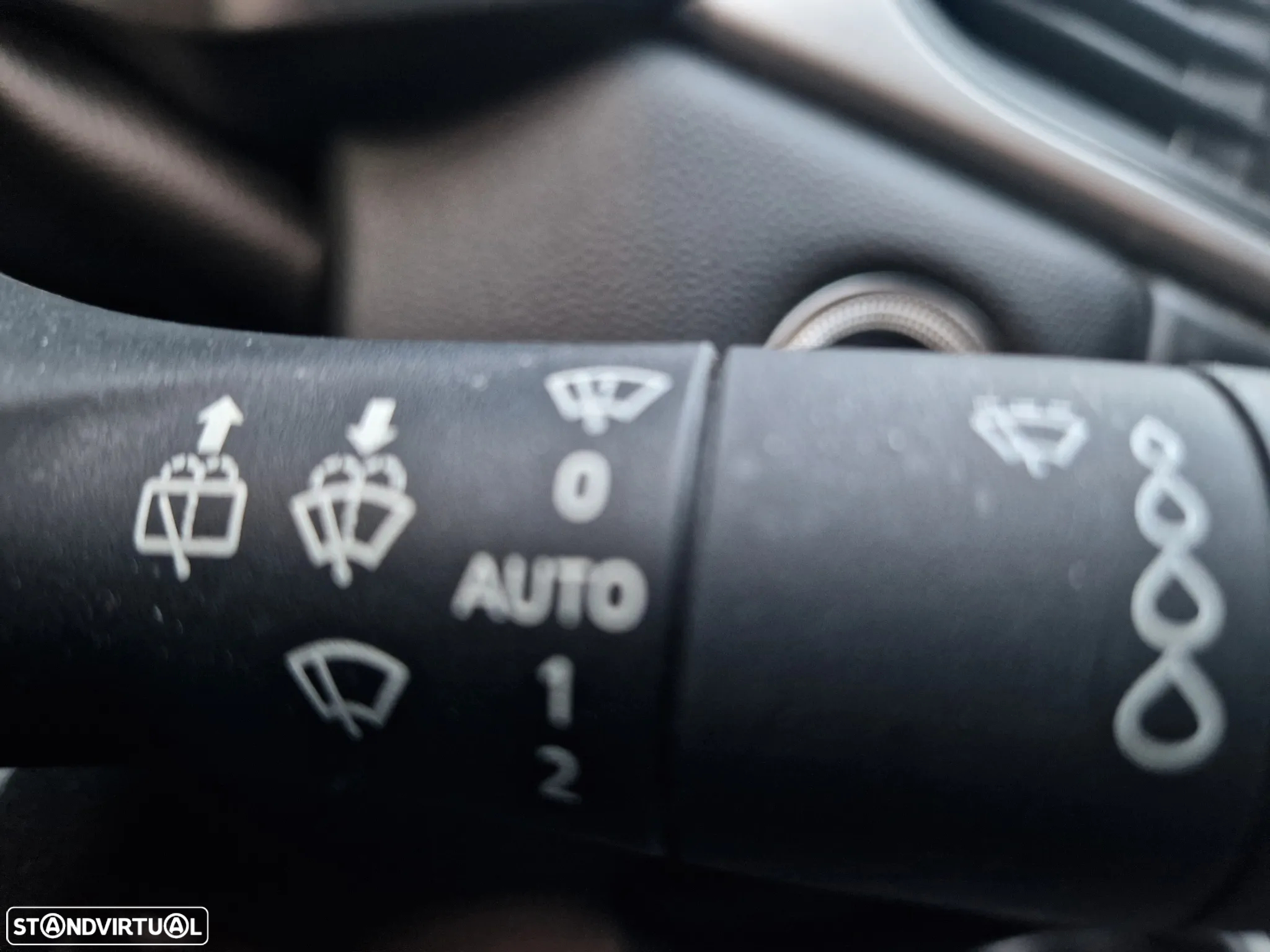 Renault Captur 1.0 TCe Techno Bi-Fuel - 35