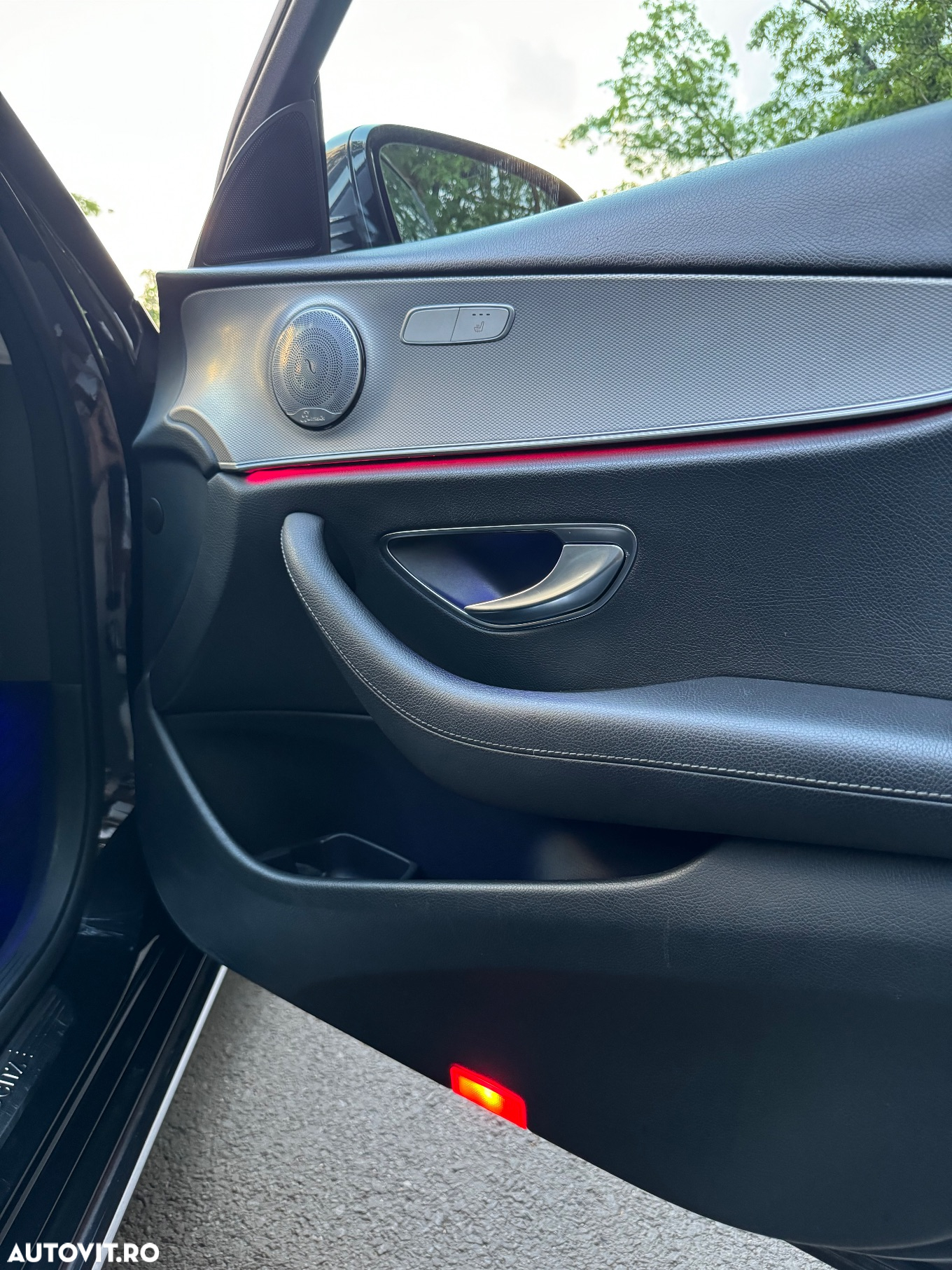 Mercedes-Benz E 220 d Aut. - 11