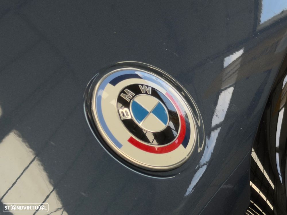 BMW 530 e Pack 50 anos M - 23