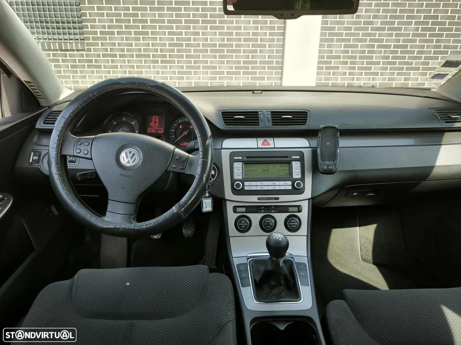 VW Passat 2.0 TDI Confortline - 10