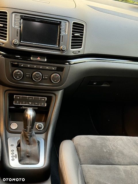 Volkswagen Sharan 2.0 TDI 4Mot Highline DSG - 11