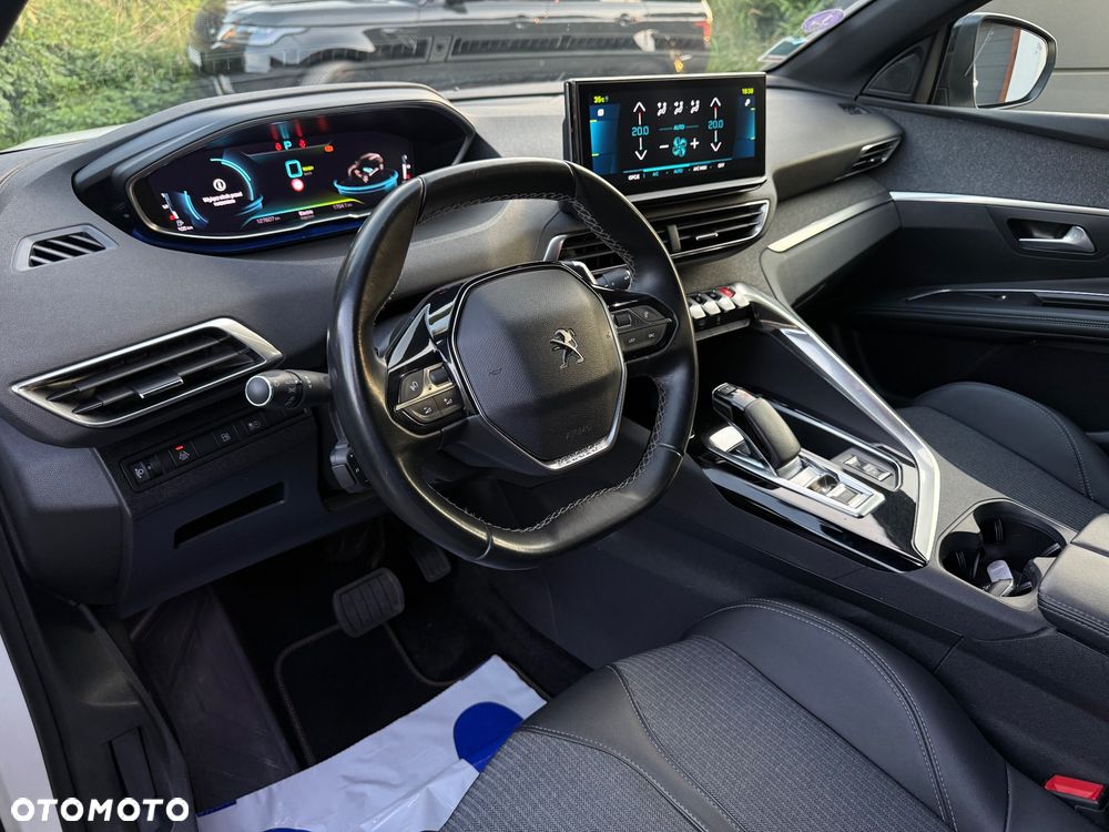Peugeot 3008 225 e-EAT8 Allure - 8